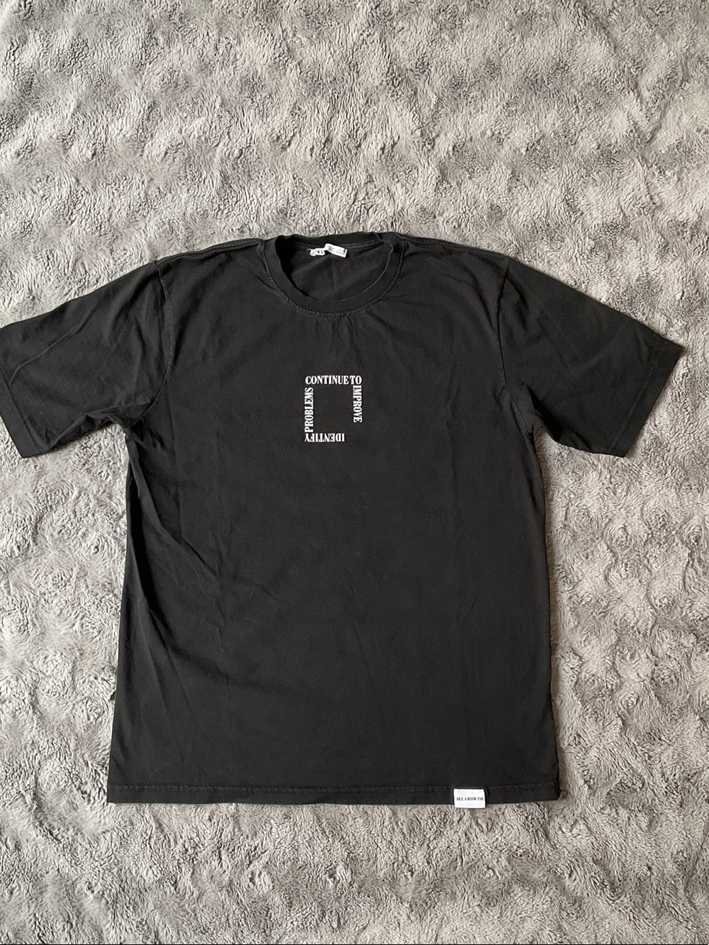 Zara Black Short Sleeve Graphic Crewneck Tee